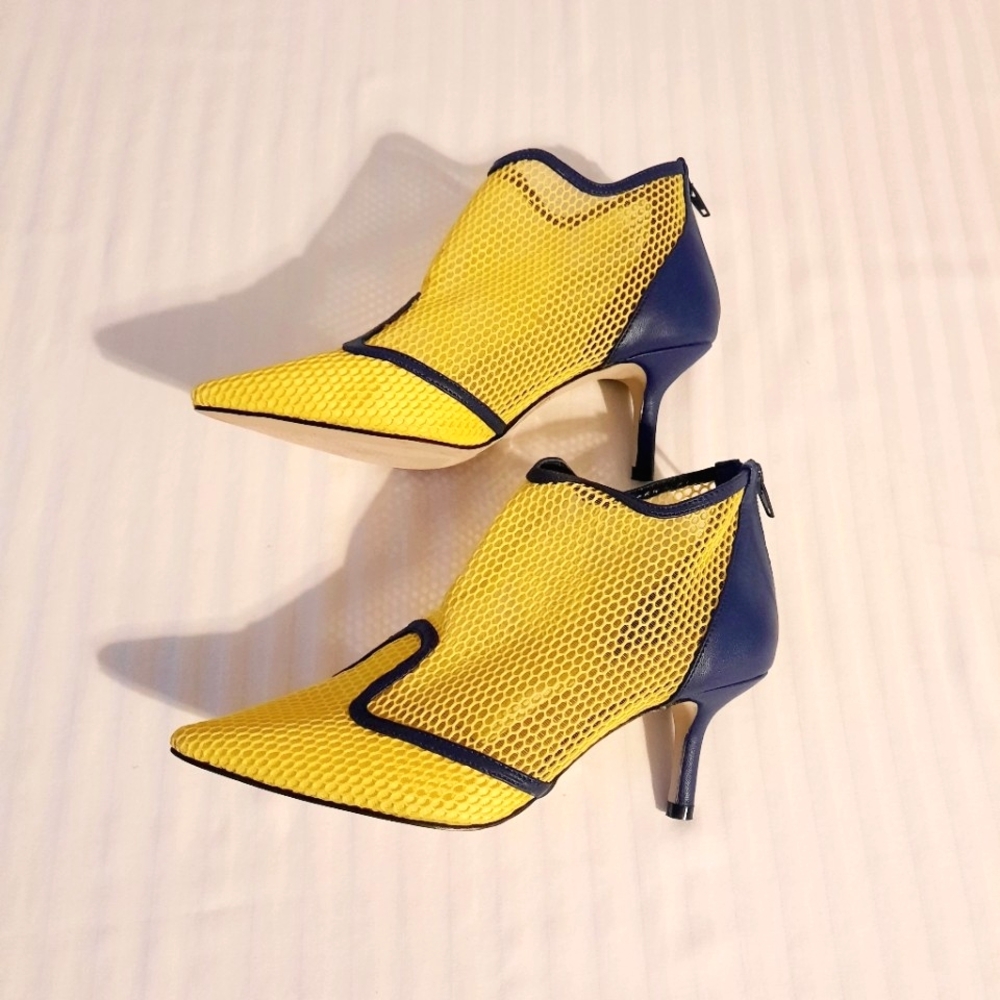 Mesh Booties Navy And Yellow Size 8 - Picture 2 of 10